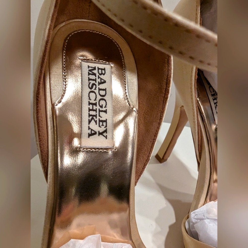 NWT Badgley Mischka Champagne Heels 7.5 - Picture 7 of 10